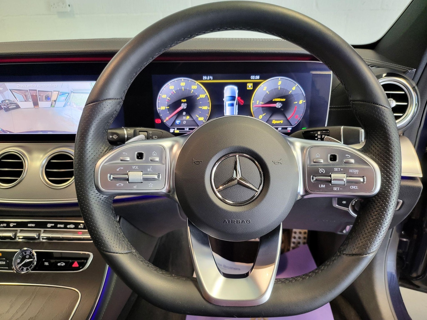 Used Mercedes-Benz E Class 2018 for sale - 76996238: Photo 64