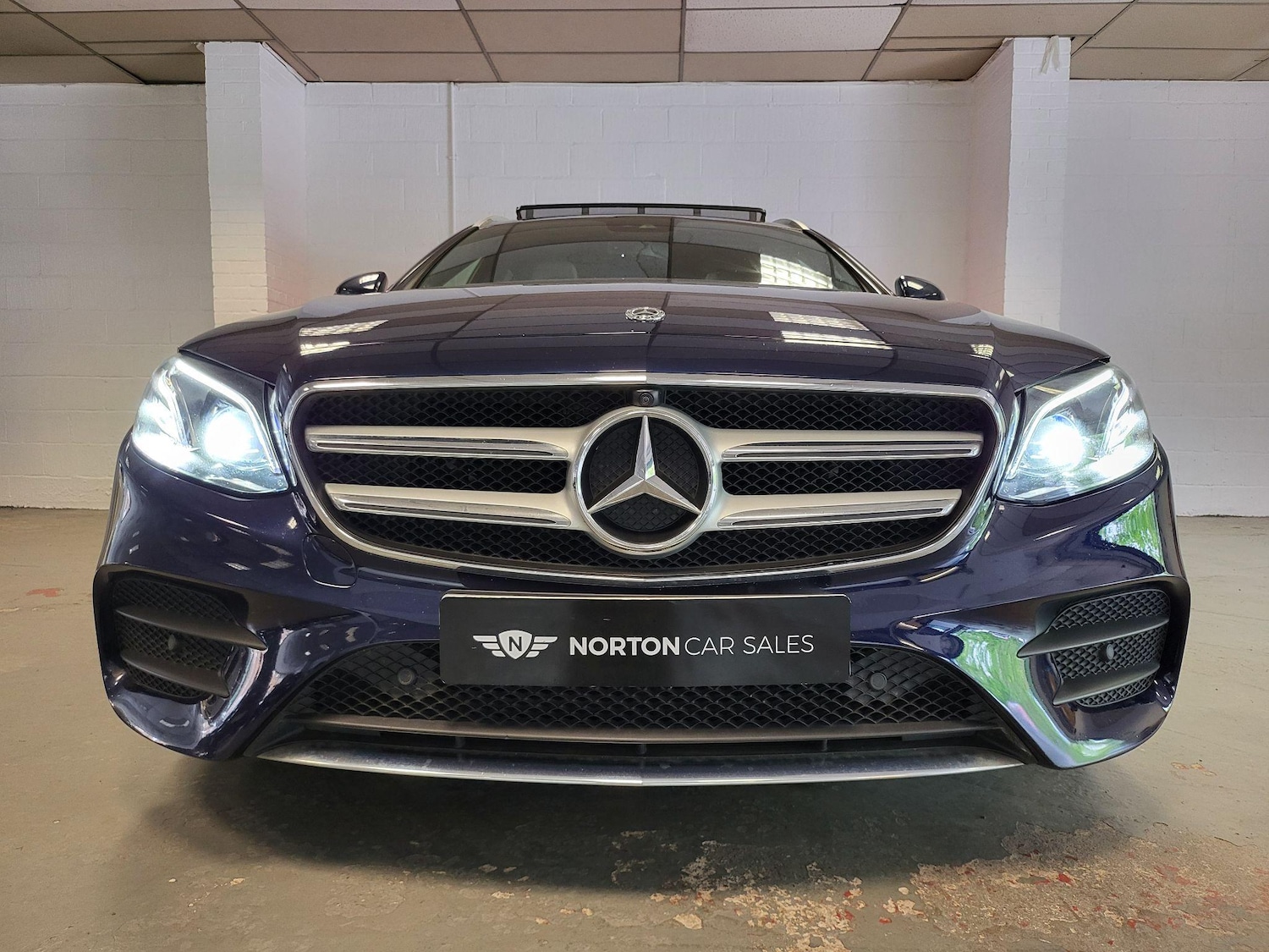 Used Mercedes-Benz E Class 2018 for sale - 76996238: Photo 9