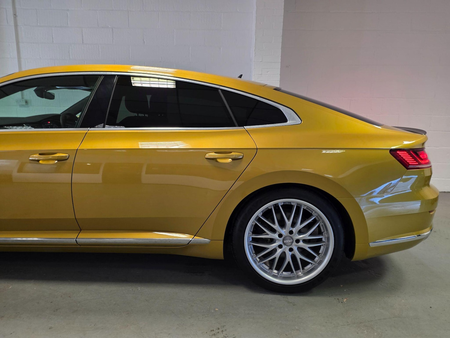 Used Volkswagen Arteon 2017 for sale - 76645208: Photo 17