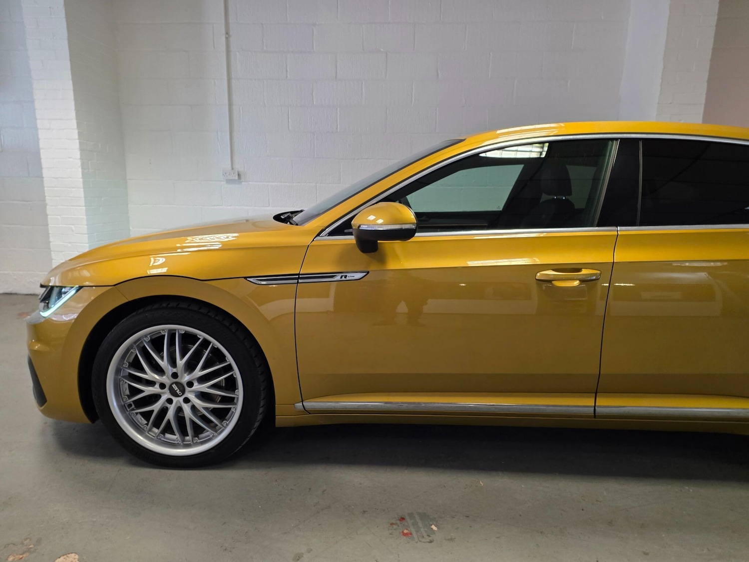 Used Volkswagen Arteon 2017 for sale - 76645208: Photo 18