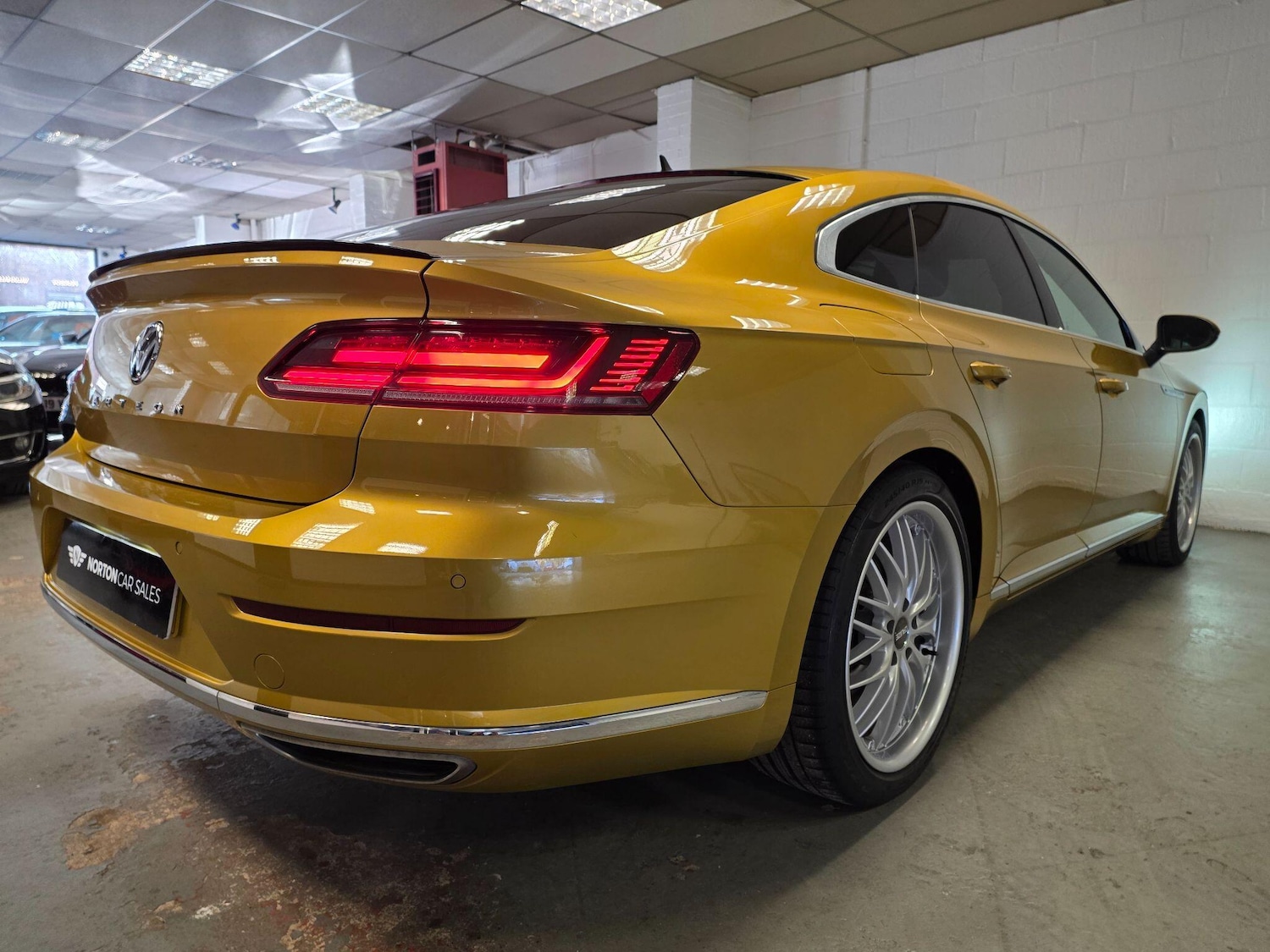 Used Volkswagen Arteon 2017 for sale - 76645208: Photo 20