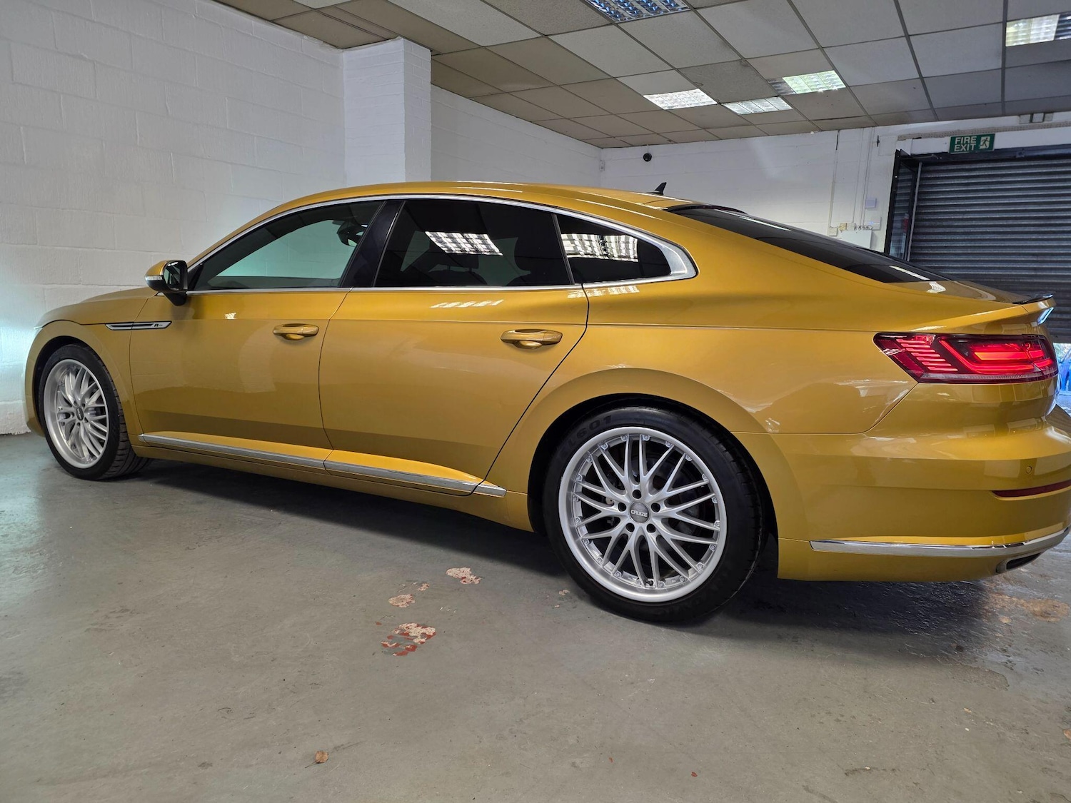 Used Volkswagen Arteon 2017 for sale - 76645208: Photo 28