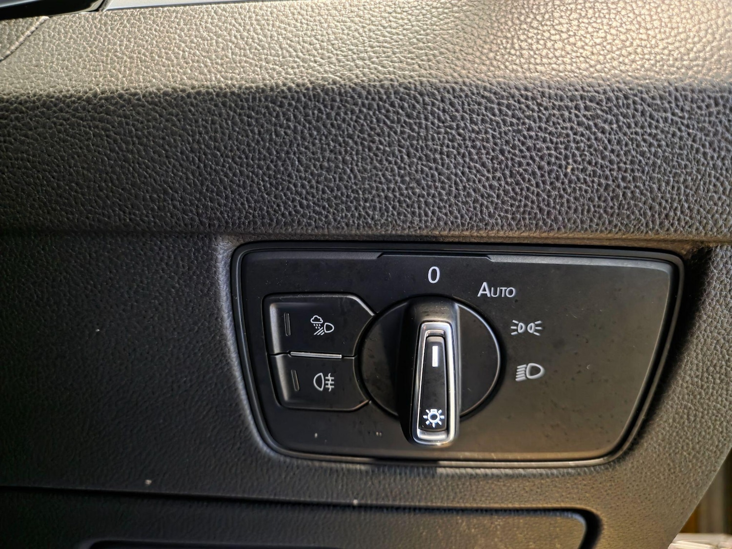 Used Volkswagen Arteon 2017 for sale - 76645208: Photo 57