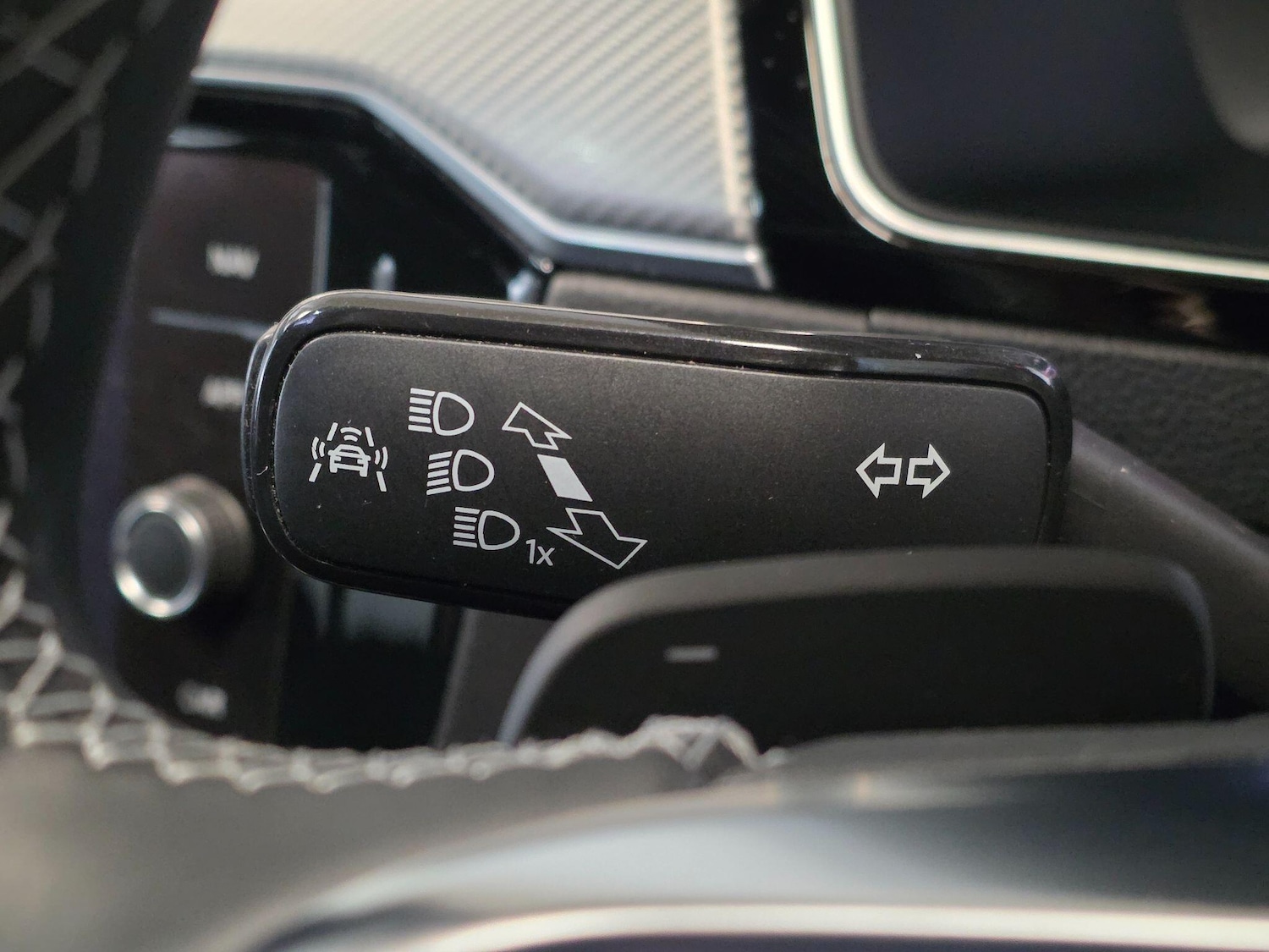 Used Volkswagen Arteon 2017 for sale - 76645208: Photo 65