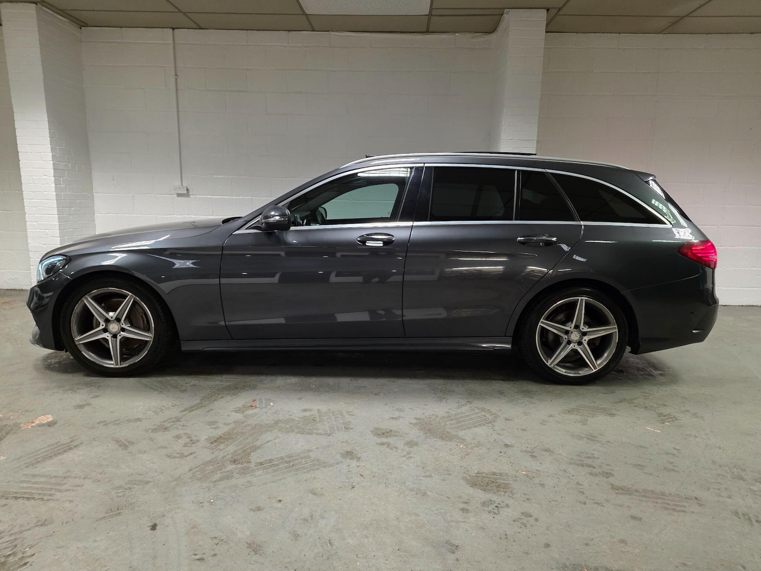 Used Mercedes-Benz C Class 2015 for sale - 77695384: Photo 13