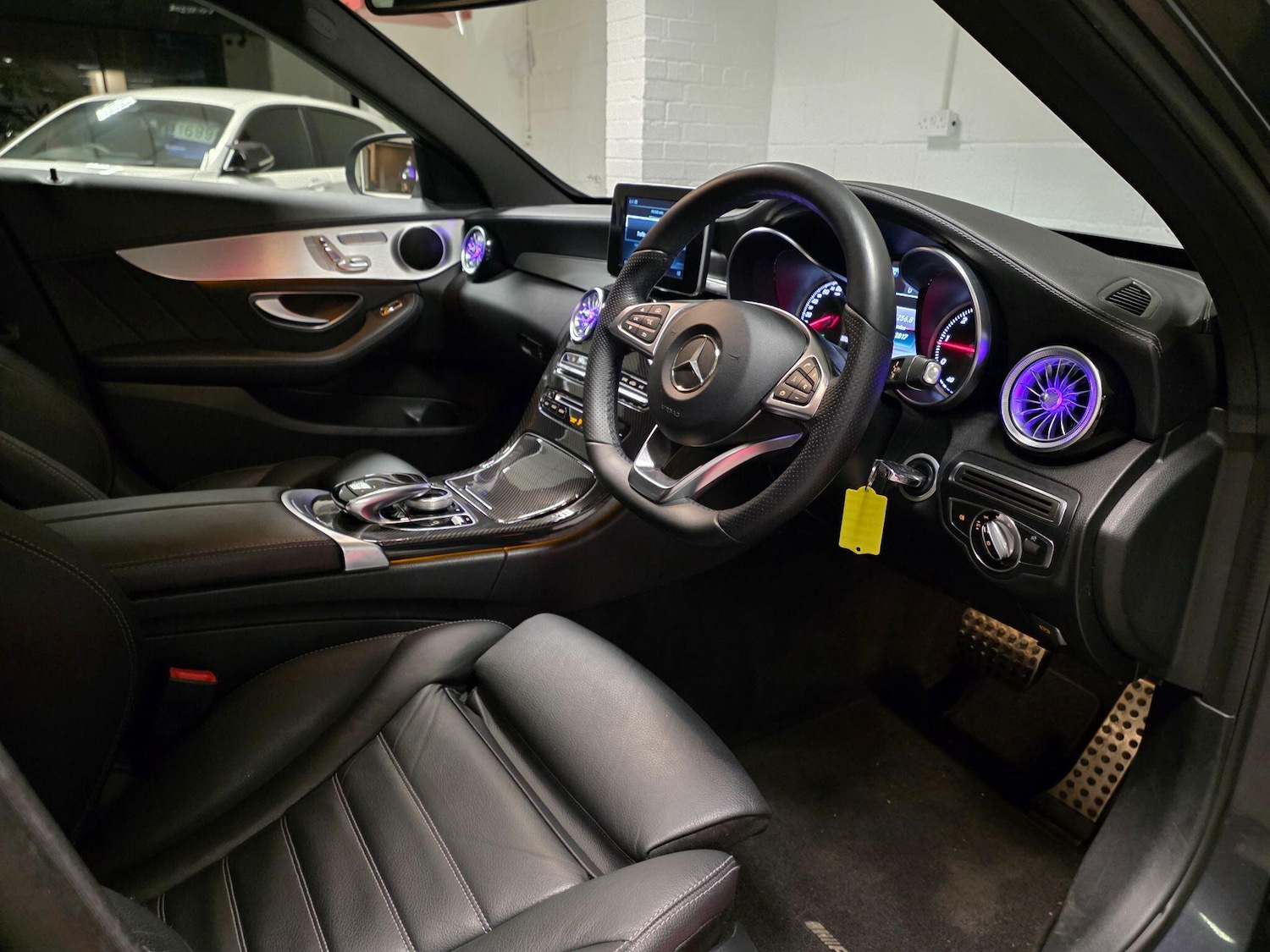 Used Mercedes-Benz C Class 2015 for sale - 77695384: Photo 28