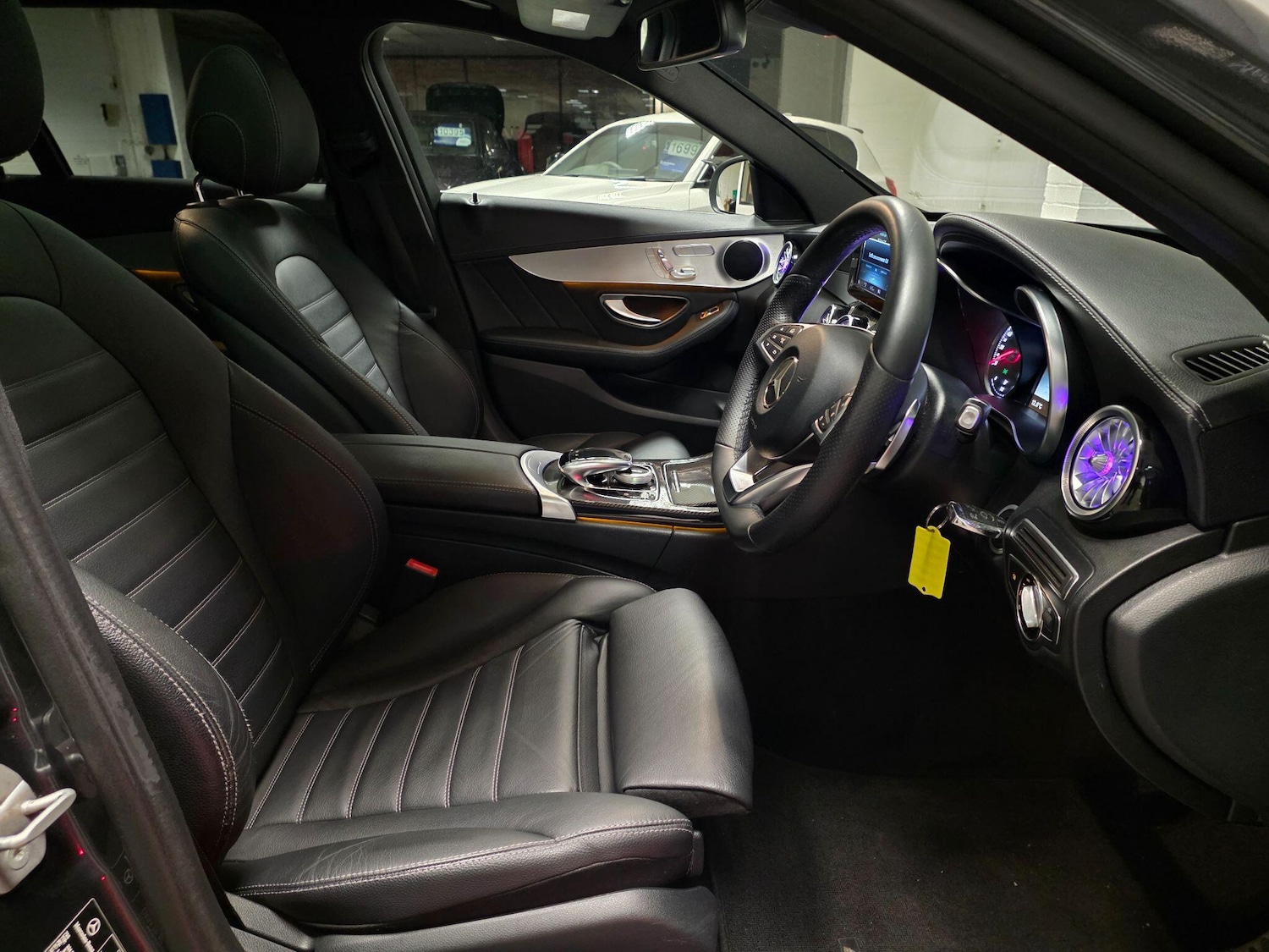 Used Mercedes-Benz C Class 2015 for sale - 77695384: Photo 29