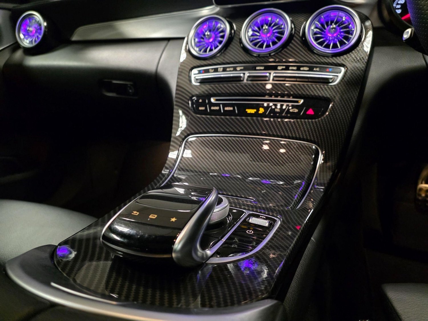 Used Mercedes-Benz C Class 2015 for sale - 77695384: Photo 40