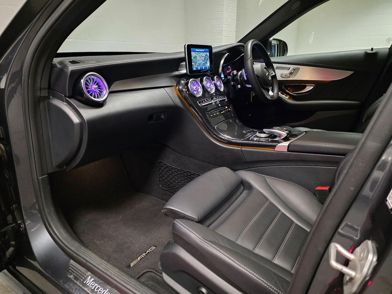 Used Mercedes-Benz C Class 2015 for sale - 77695384: Photo 46