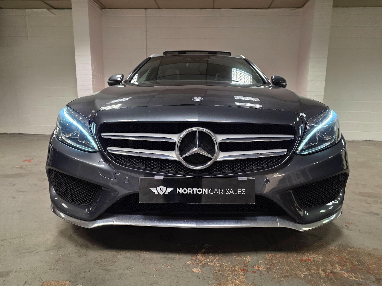 Used Mercedes-Benz C Class 2015 for sale - 77695384: Photo 6