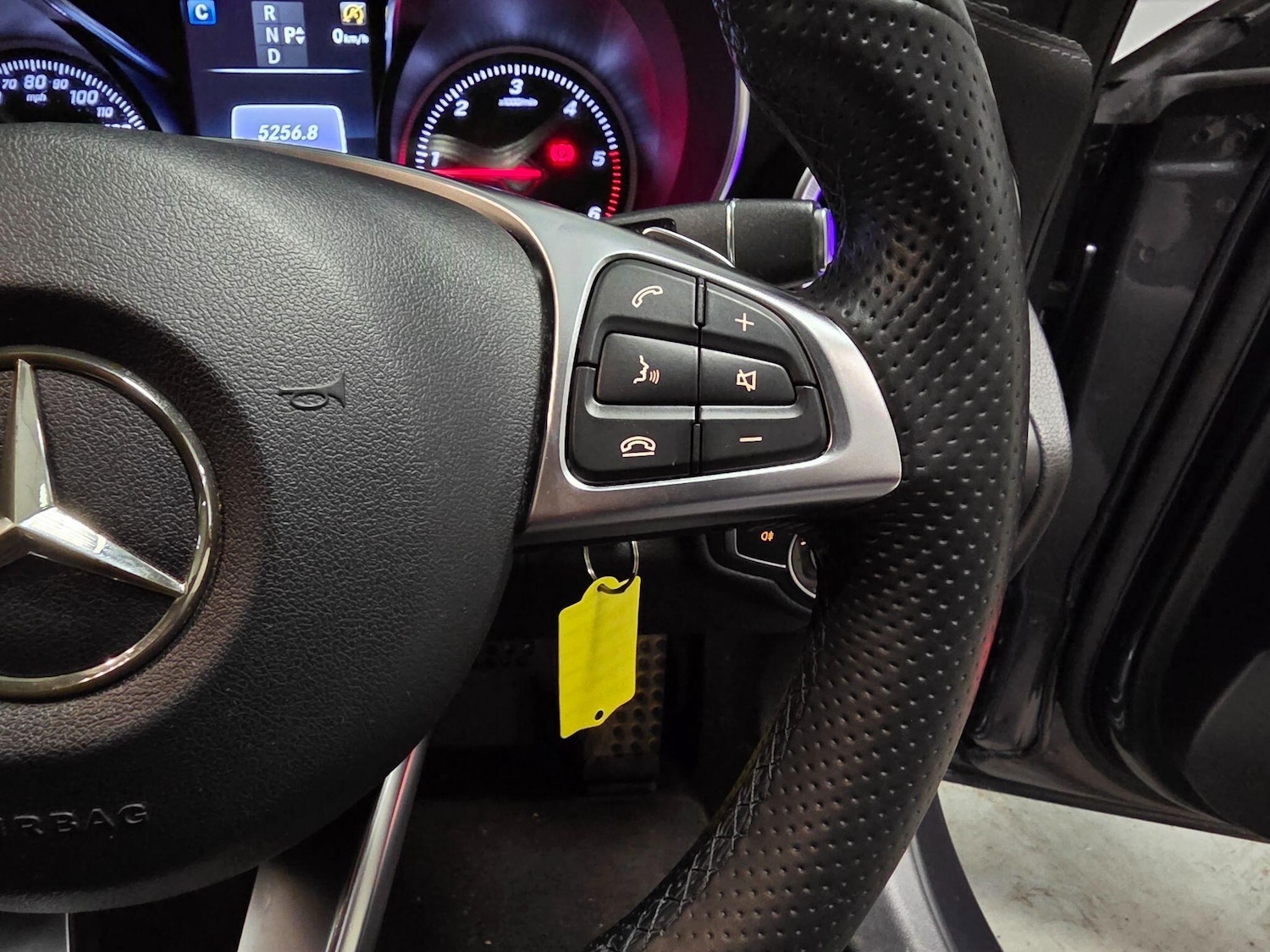 Used Mercedes-Benz C Class 2015 for sale - 77695384: Photo 60