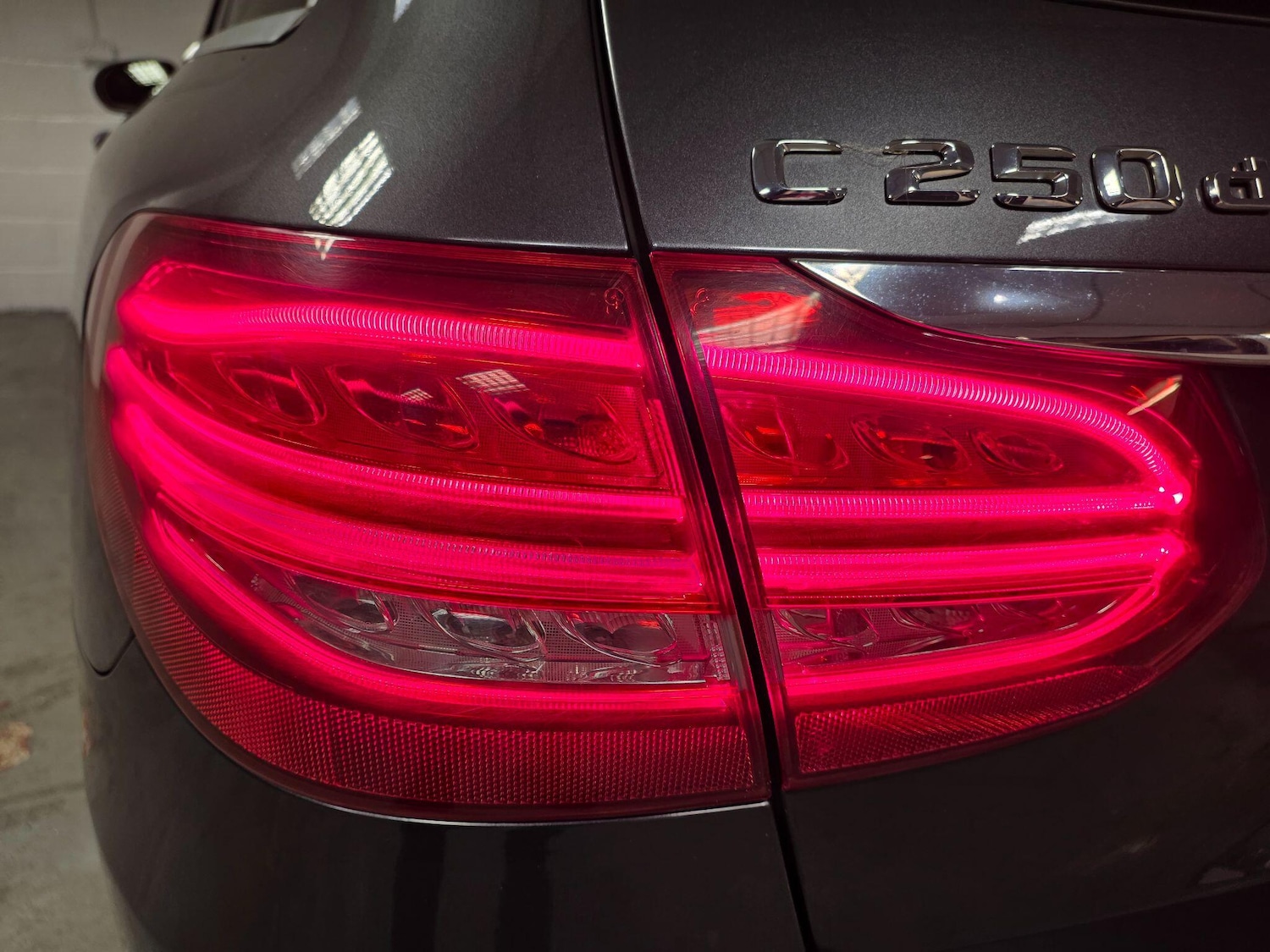 Used Mercedes-Benz C Class 2015 for sale - 77695384: Photo 76