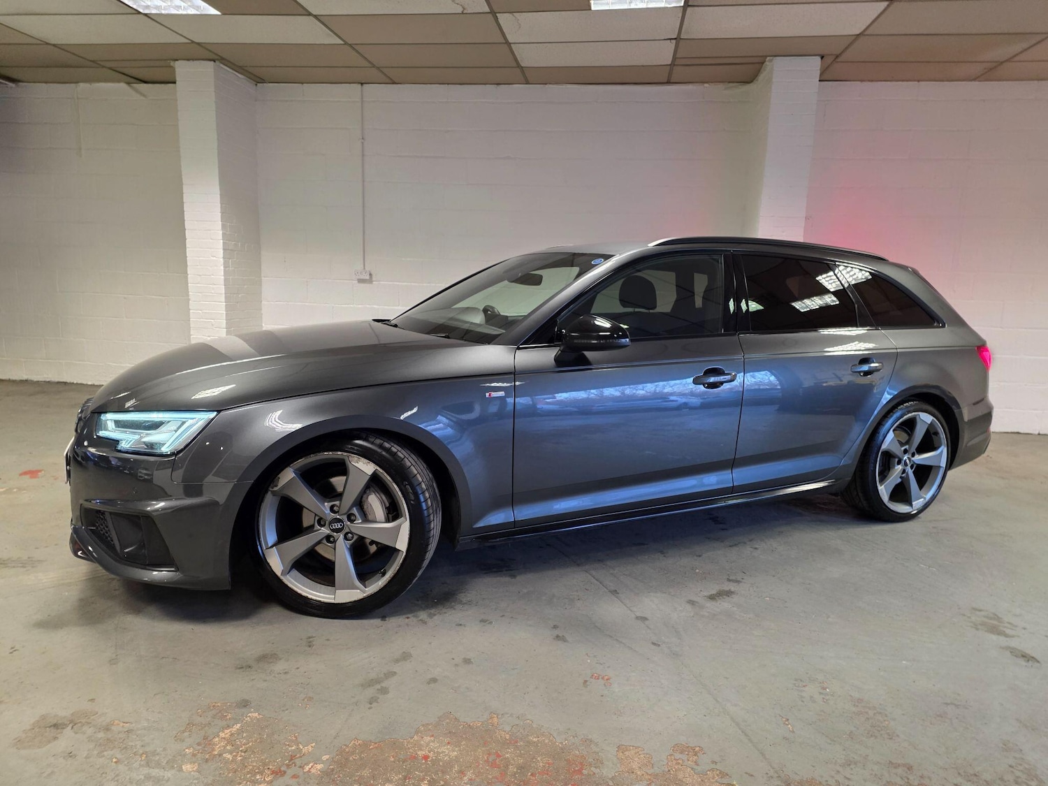 Used Audi A4 Avant for sale - 77753141: Photo 13