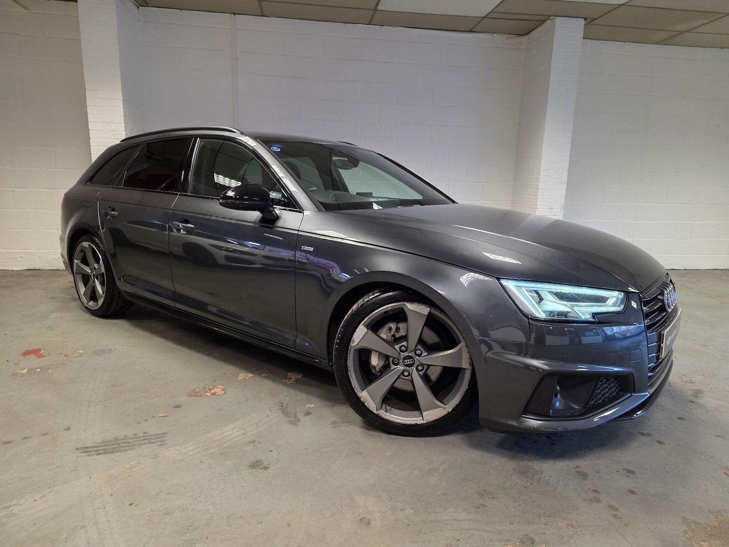 Used Audi A4 Avant for sale - 77753141: Photo 2