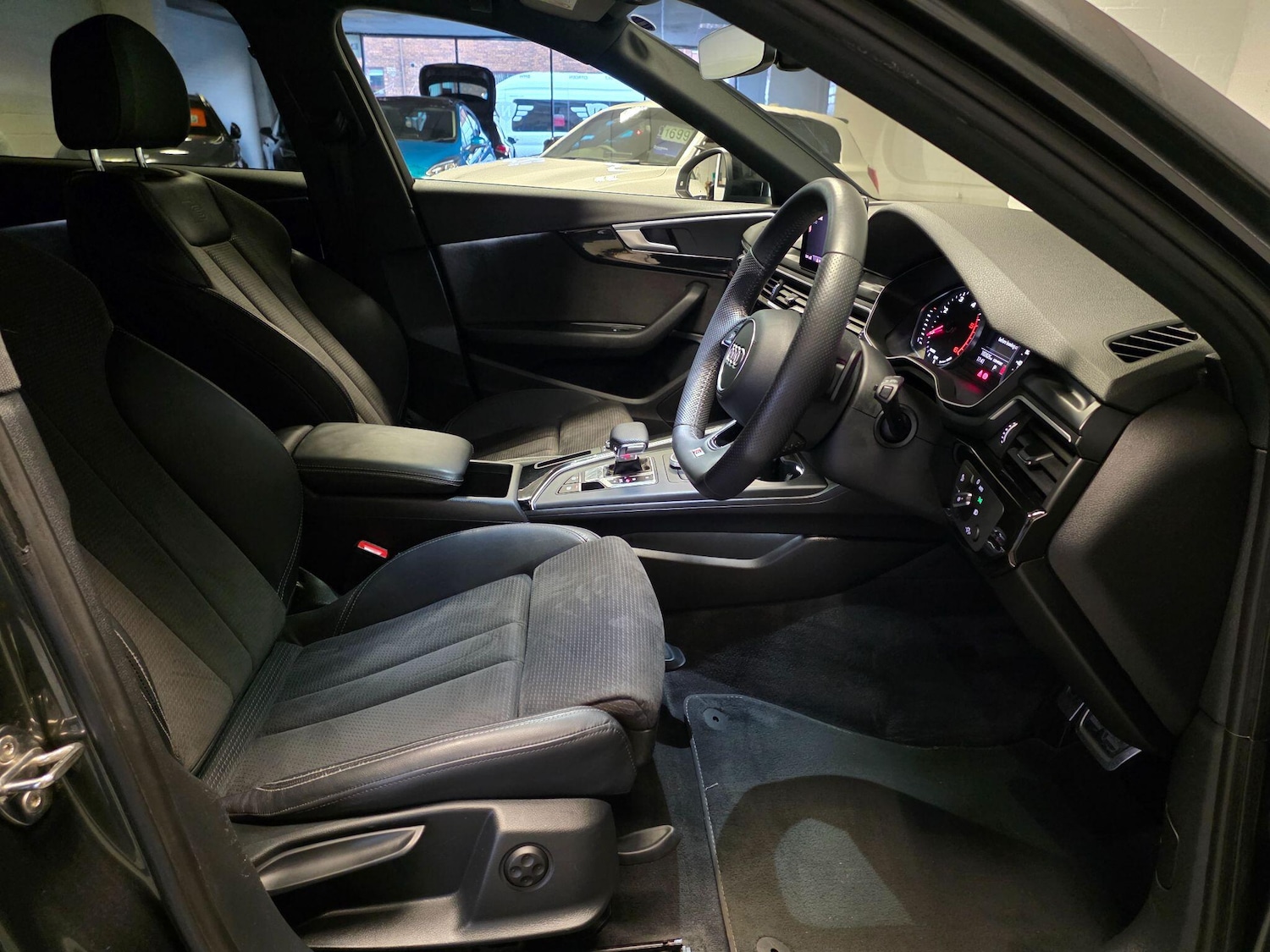 Used Audi A4 Avant for sale - 77753141: Photo 32