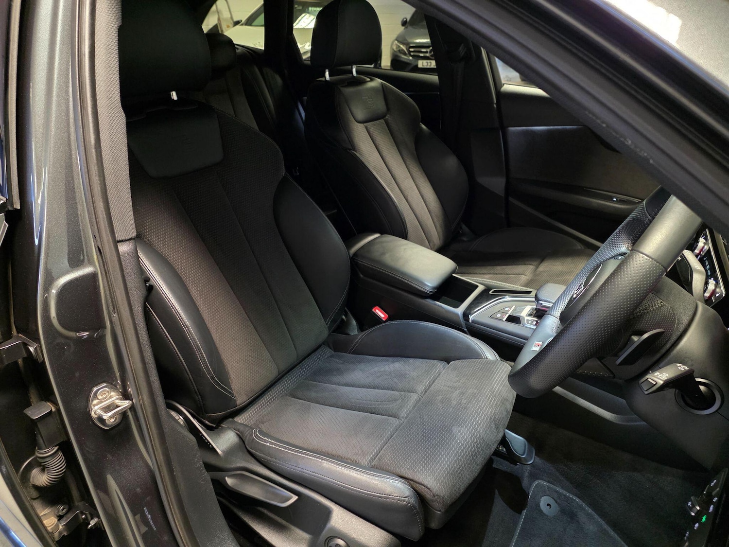 Used Audi A4 Avant for sale - 77753141: Photo 33