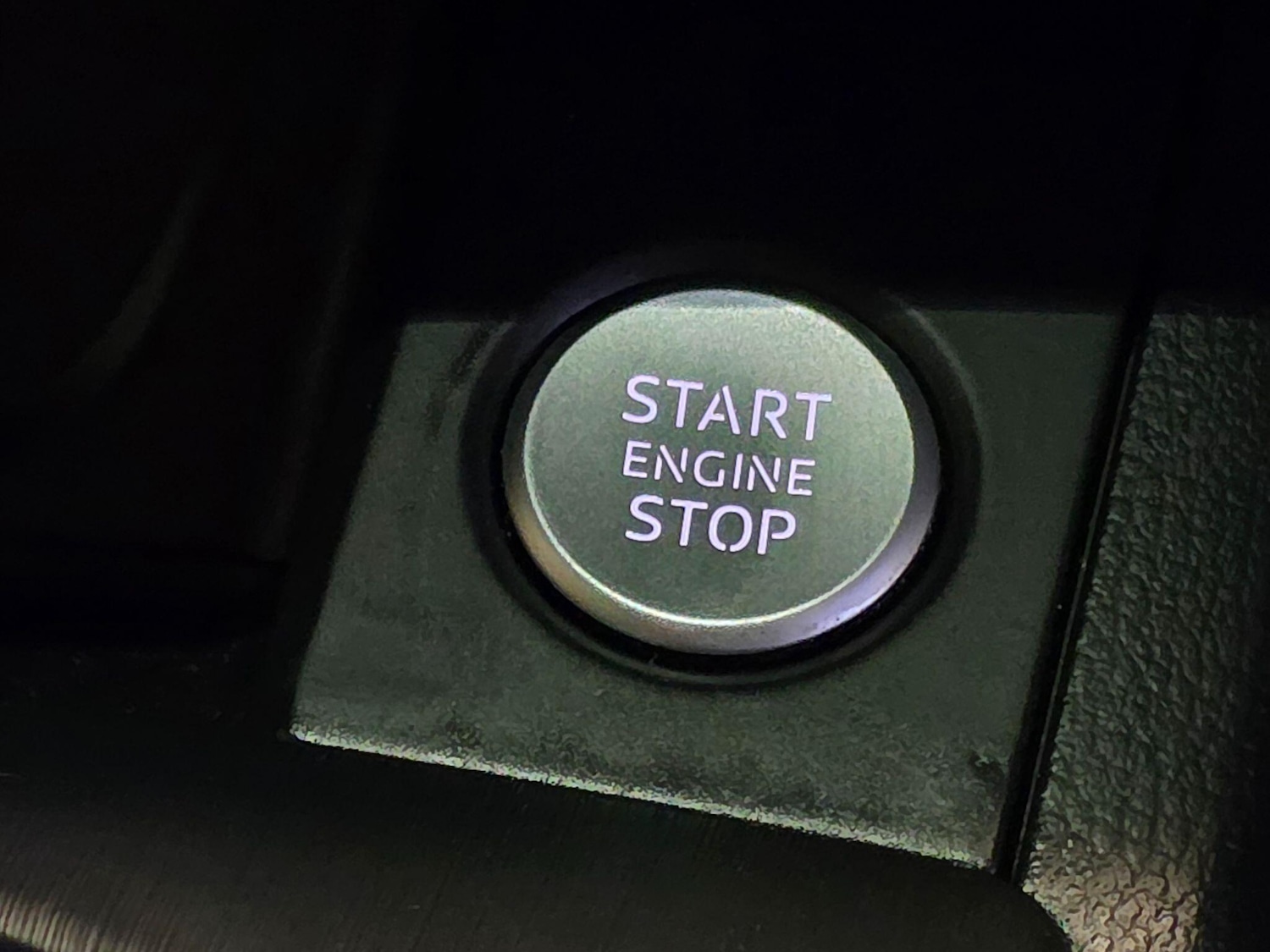 Used Audi A4 Avant for sale - 77753141: Photo 67