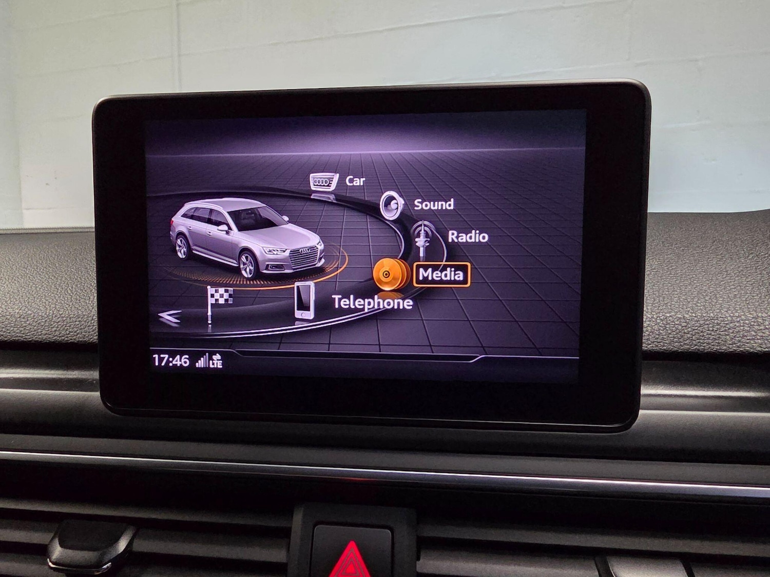 Used Audi A4 Avant for sale - 77753141: Photo 76