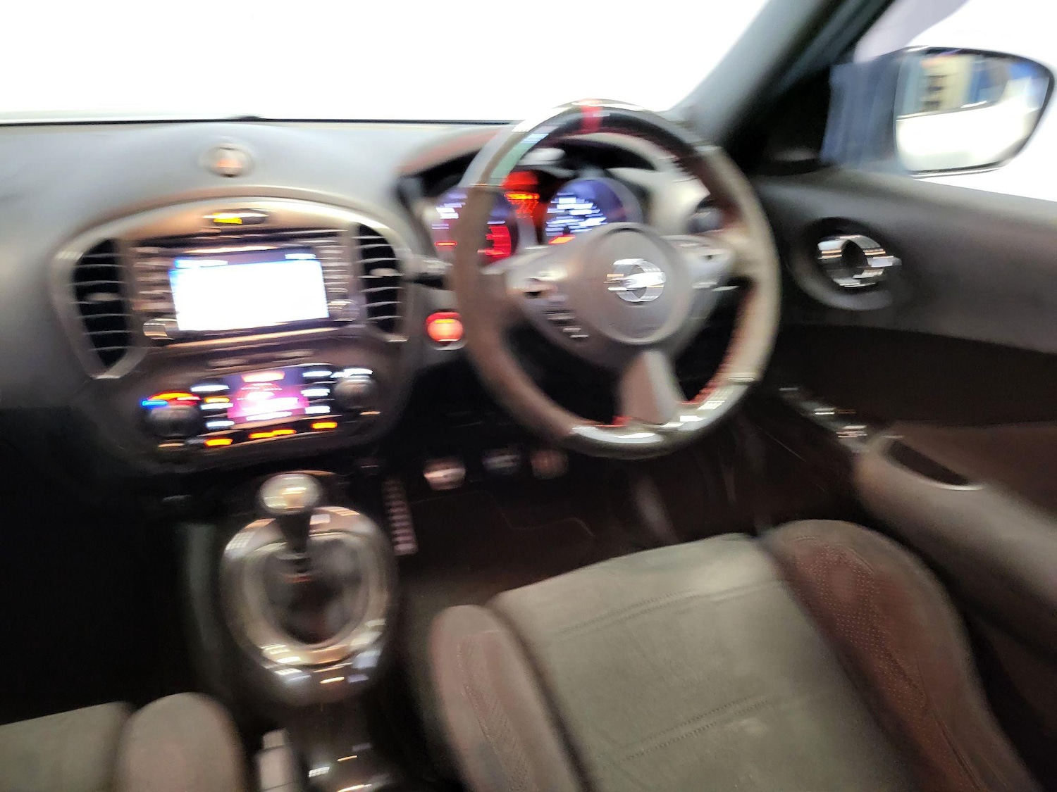 Used Nissan Juke 2015 for sale - 76613341: Photo 40