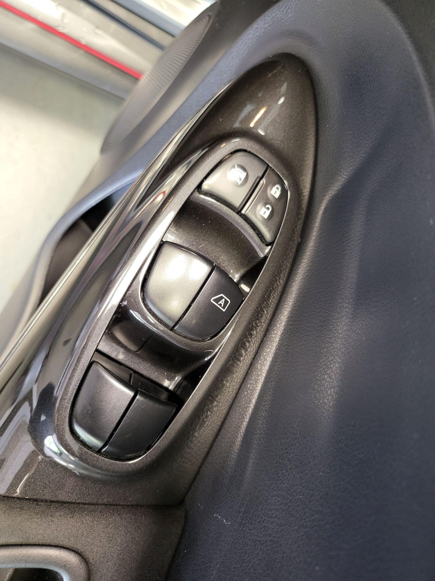 Used Nissan Juke 2015 for sale - 76613341: Photo 55