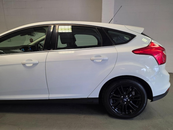 Used Ford Focus 2012 for sale - 76099114: Photo 17