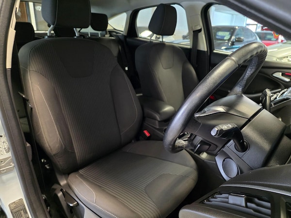 Used Ford Focus 2012 for sale - 76099114: Photo 34