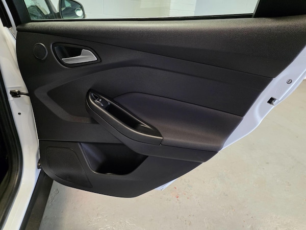 Used Ford Focus 2012 for sale - 76099114: Photo 38