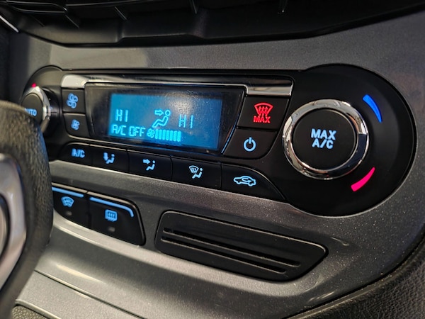 Used Ford Focus 2012 for sale - 76099114: Photo 64