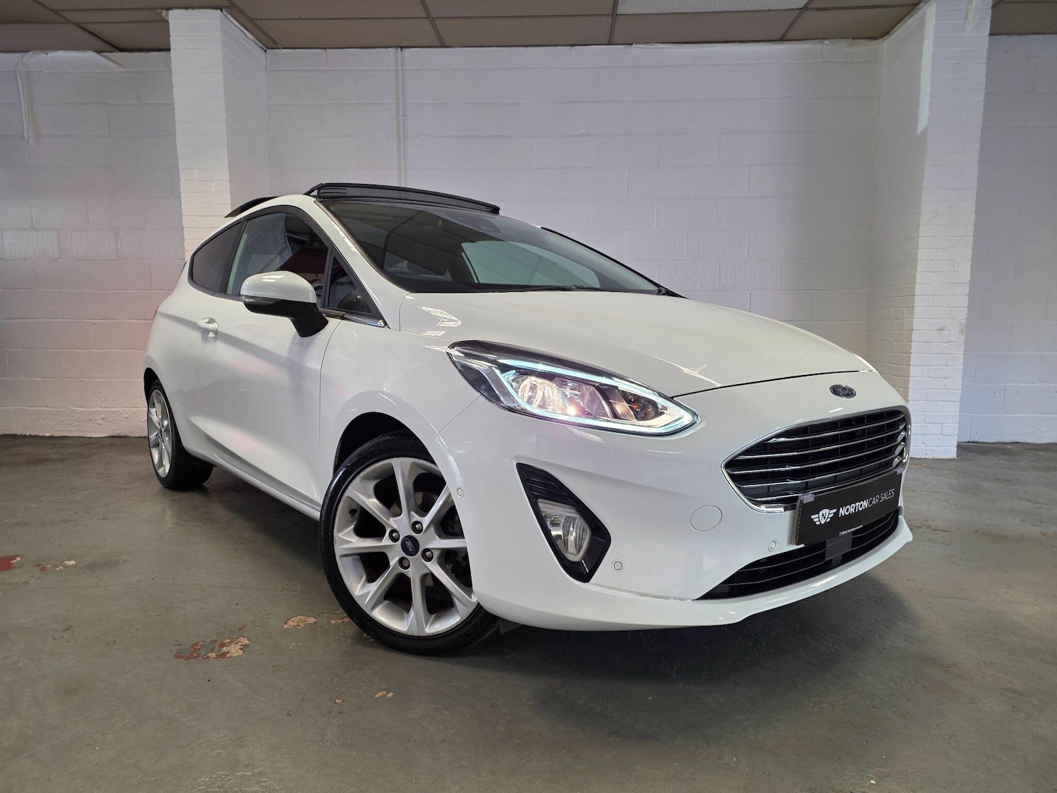 Used Ford Fiesta 2019 for sale - 76247550: Photo 1