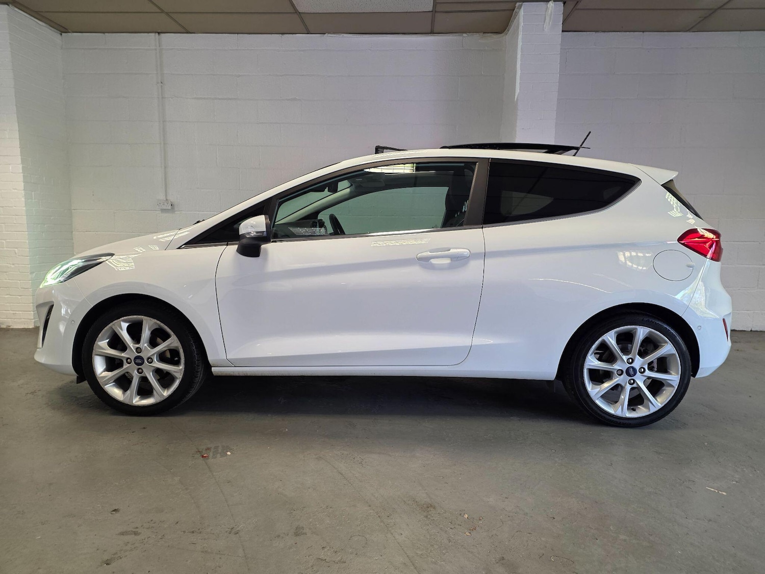 Used Ford Fiesta 2019 for sale - 76247550: Photo 16