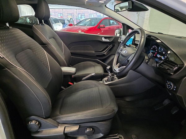 Used Ford Fiesta 2019 for sale - 76247550: Photo 32