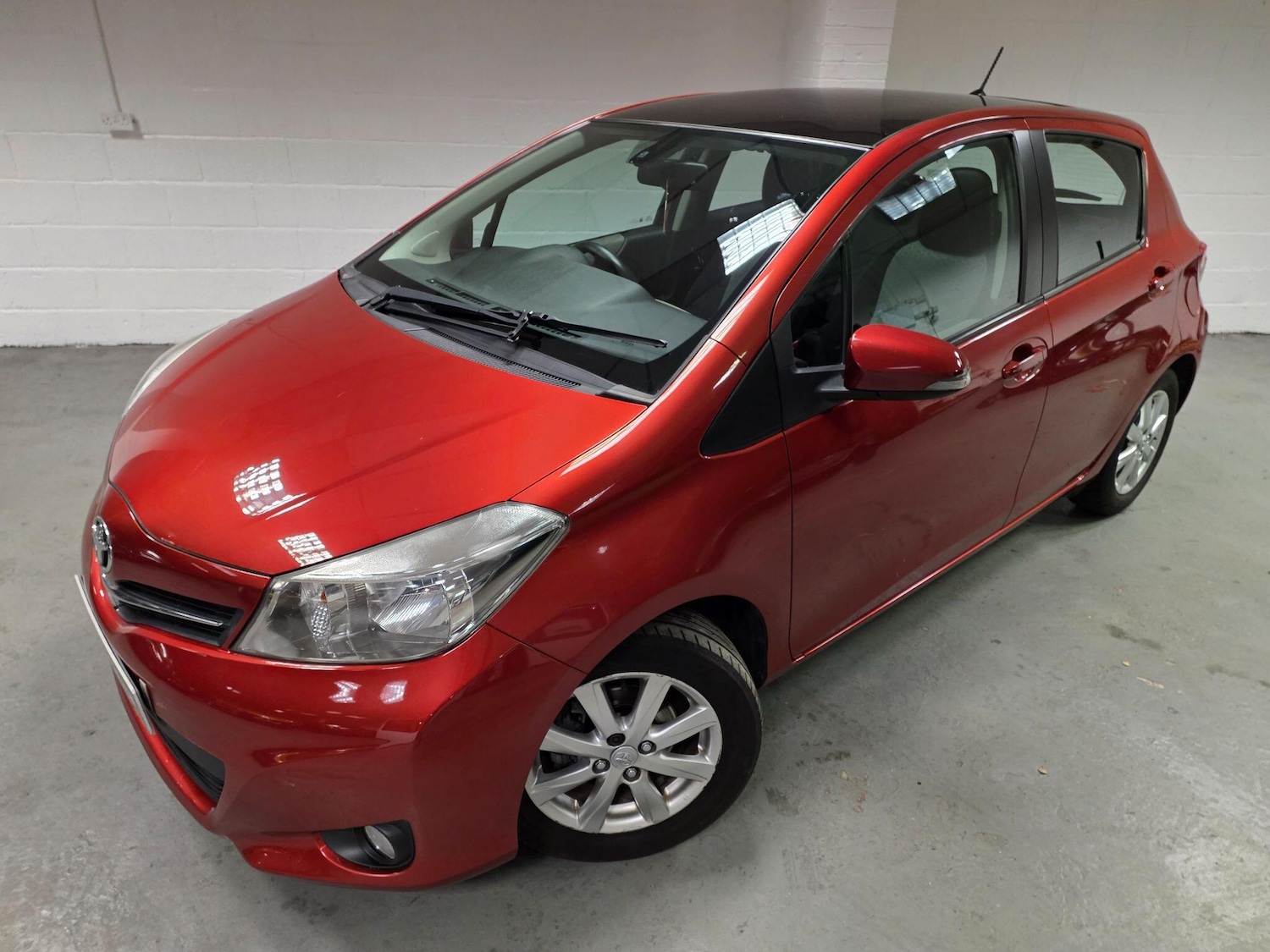 Used Toyota Yaris 2012 for sale - 76742663: Photo 13