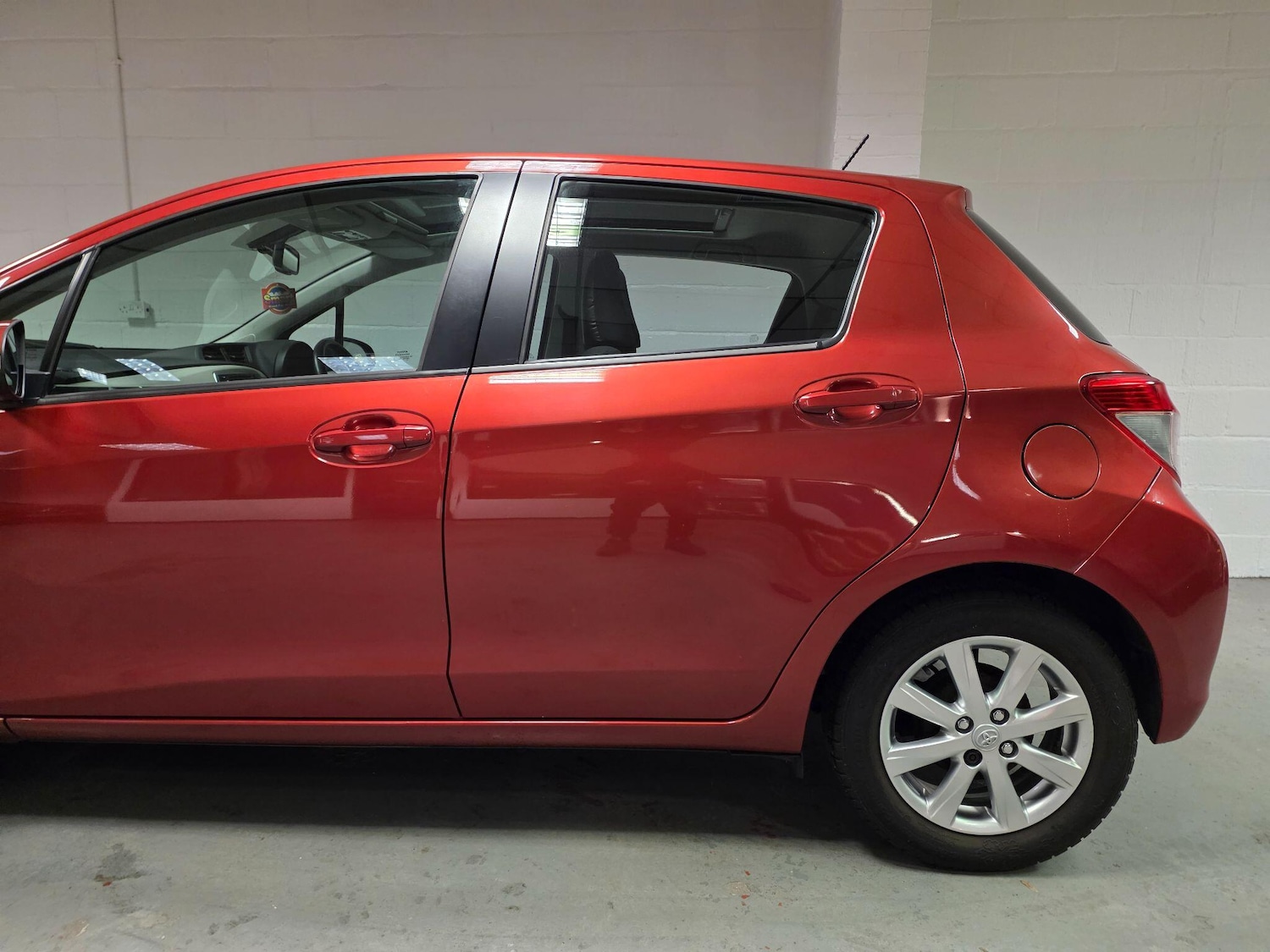Used Toyota Yaris 2012 for sale - 76742663: Photo 15