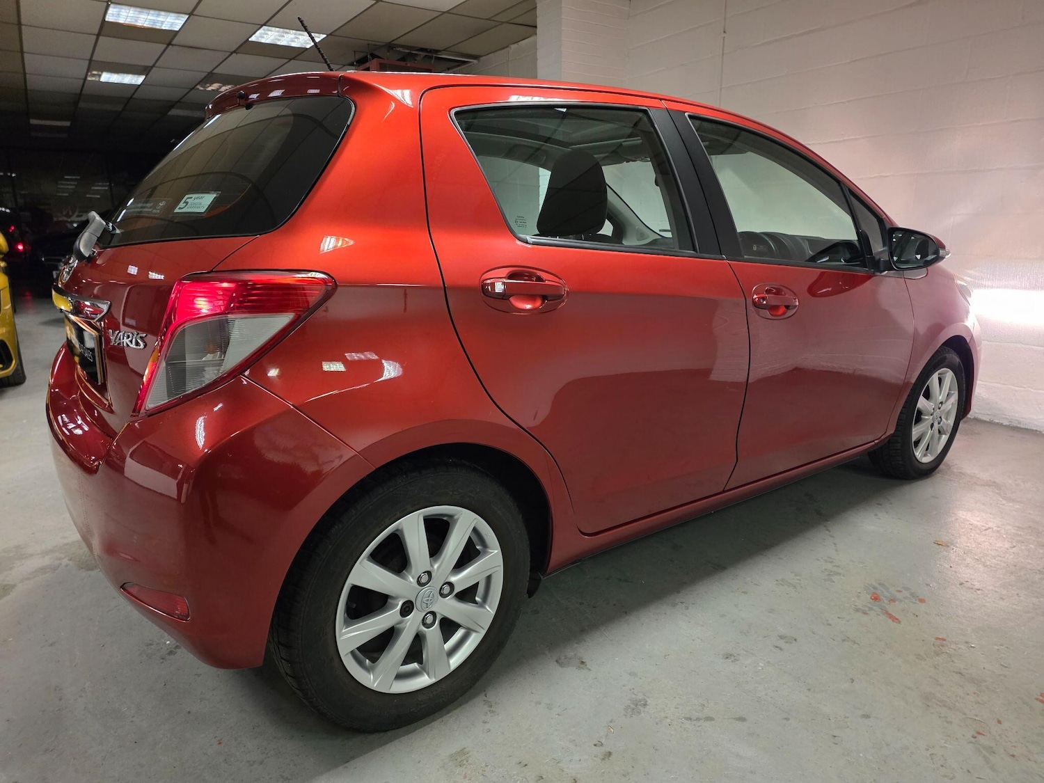 Used Toyota Yaris 2012 for sale - 76742663: Photo 19