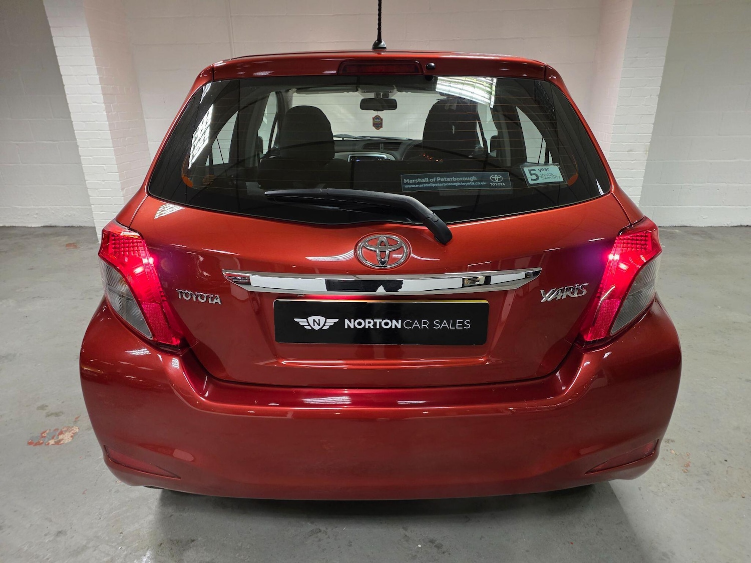 Used Toyota Yaris 2012 for sale - 76742663: Photo 23