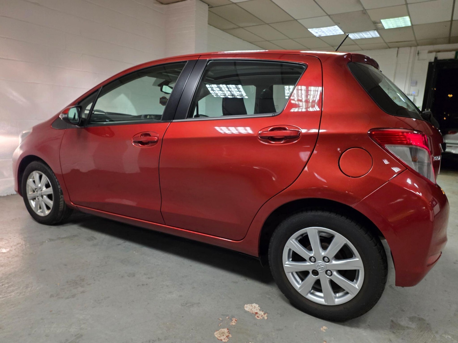 Used Toyota Yaris 2012 for sale - 76742663: Photo 26