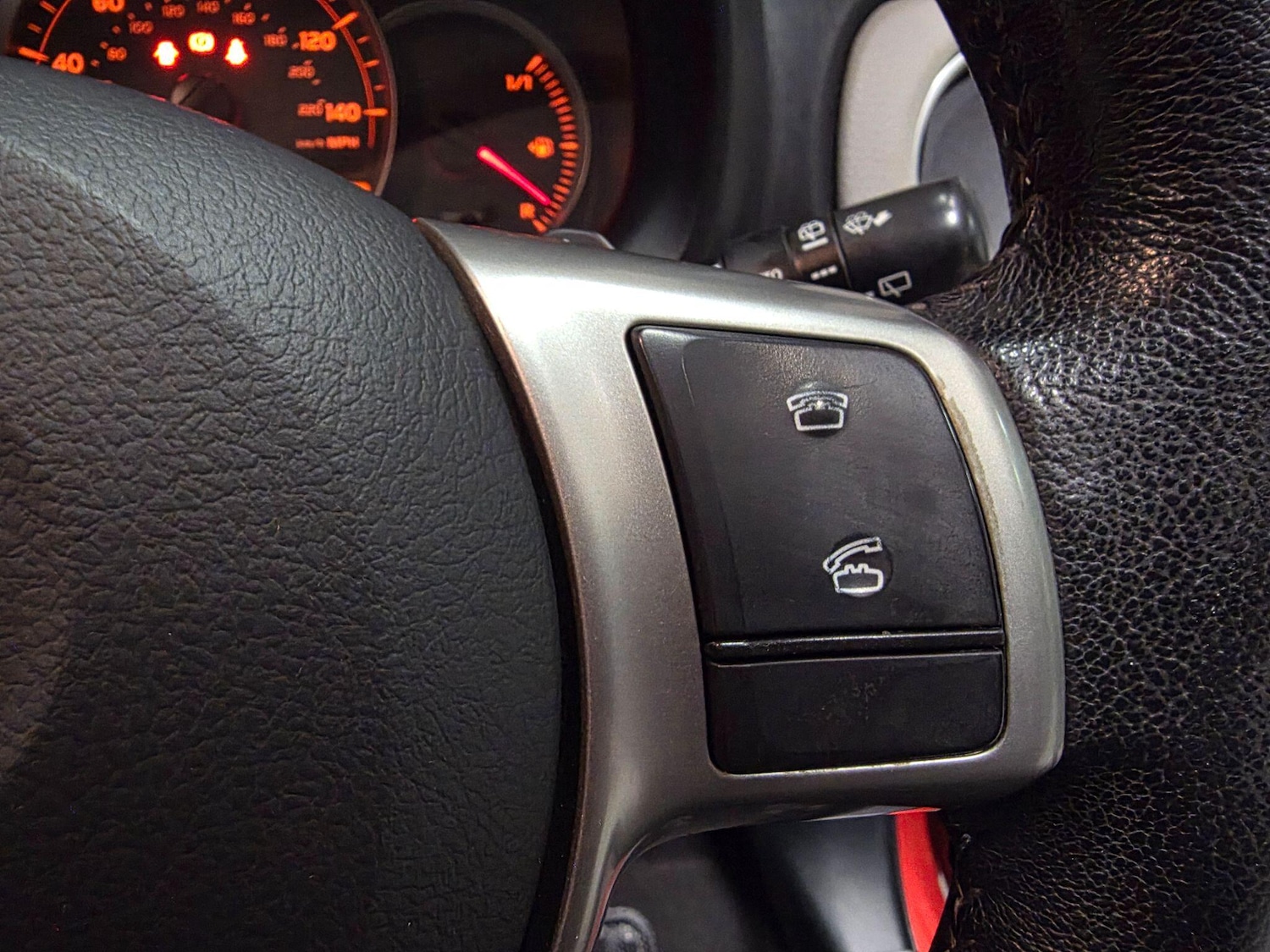 Used Toyota Yaris 2012 for sale - 76742663: Photo 52