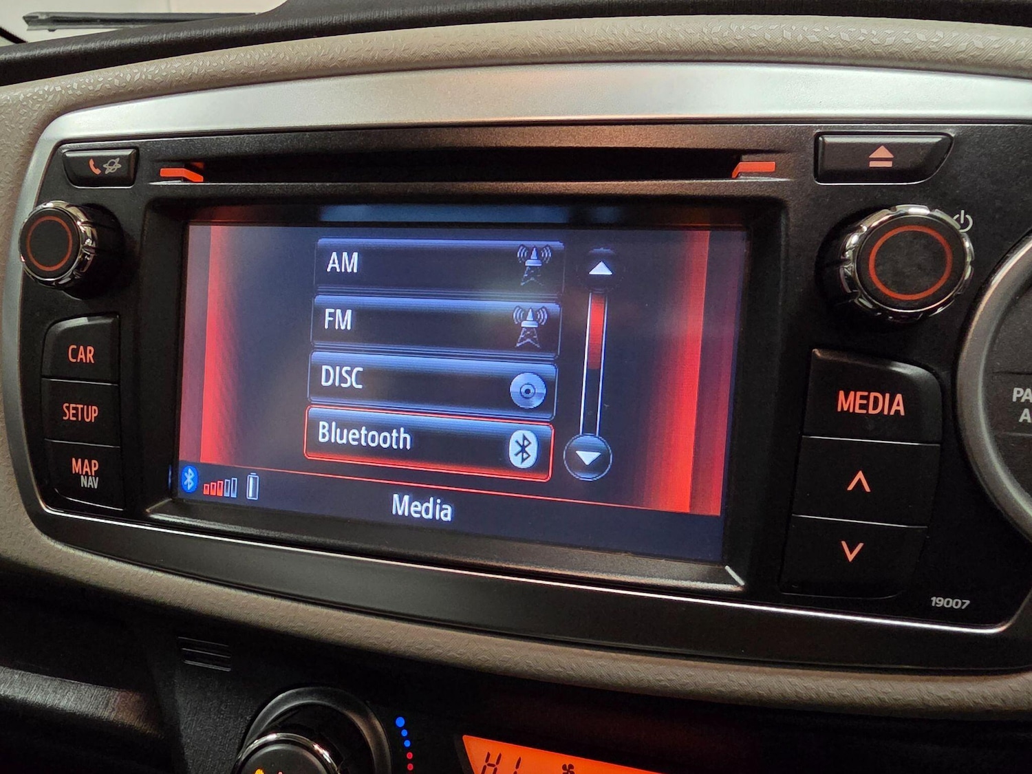 Used Toyota Yaris 2012 for sale - 76742663: Photo 55