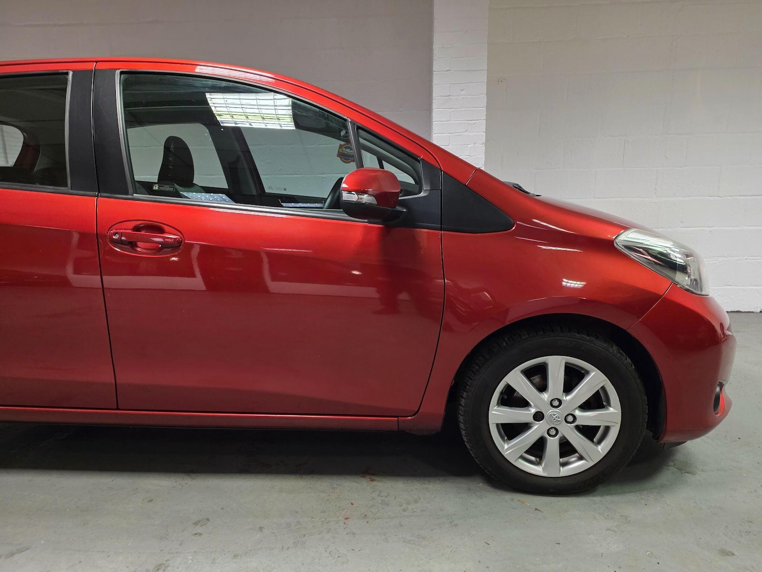 Used Toyota Yaris 2012 for sale - 76742663: Photo 6