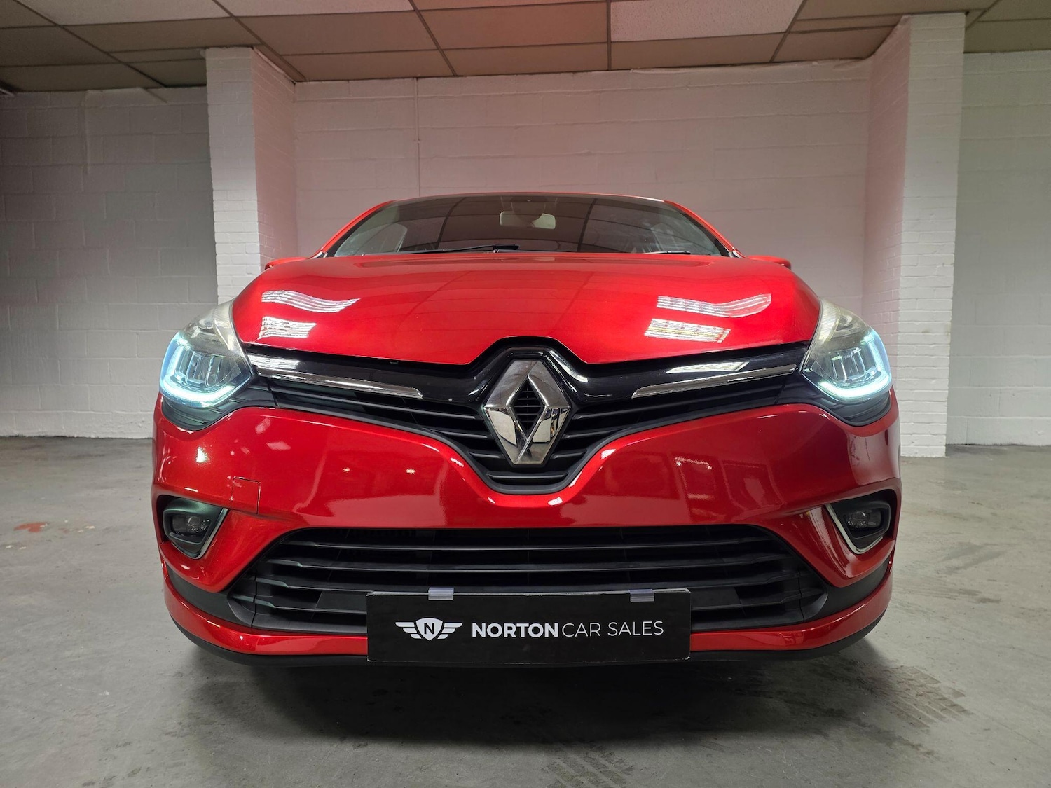 Used Renault Clio 2016 for sale - 76976846: Photo 10