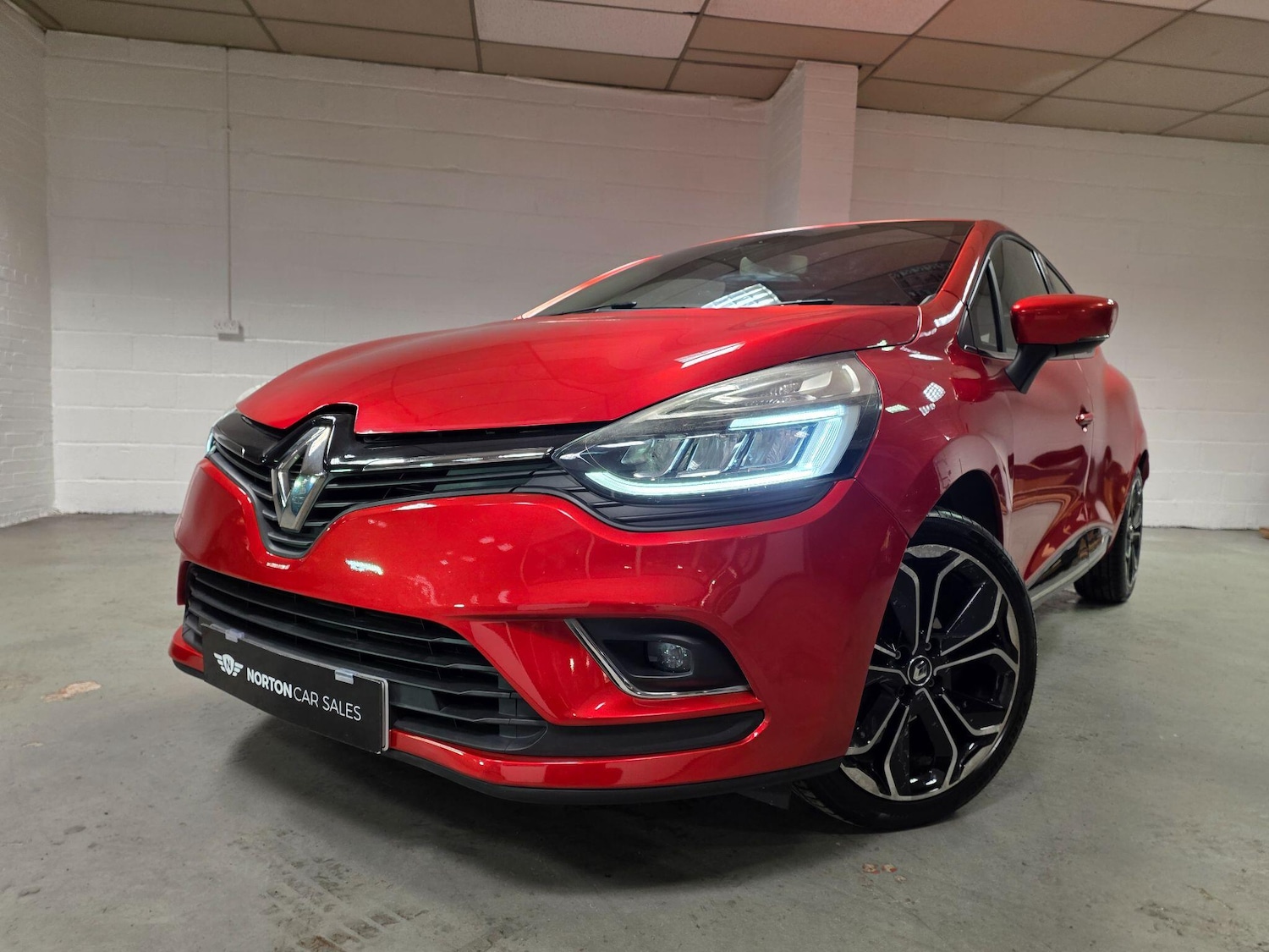 Used Renault Clio 2016 for sale - 76976846: Photo 12