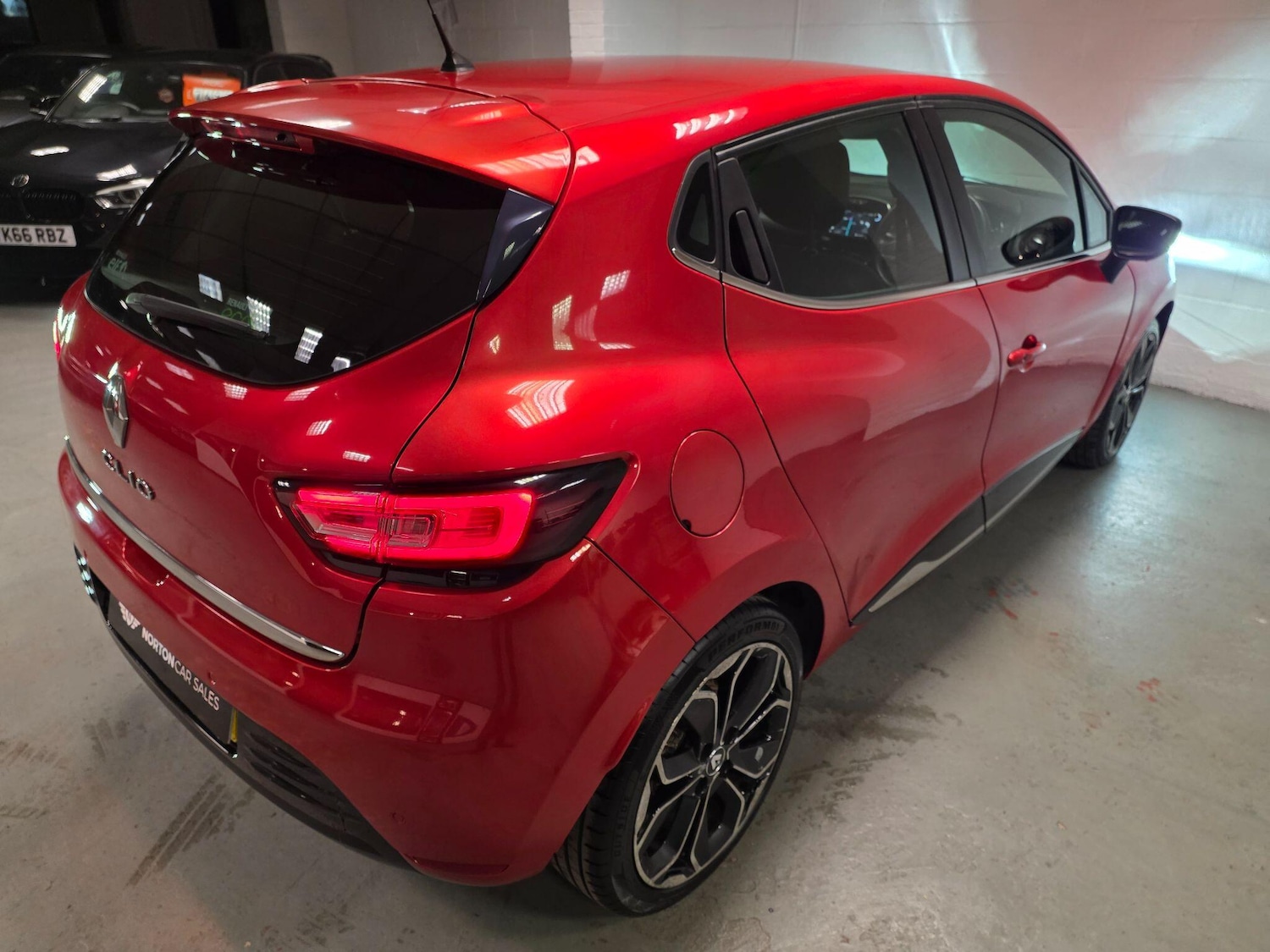 Used Renault Clio 2016 for sale - 76976846: Photo 24