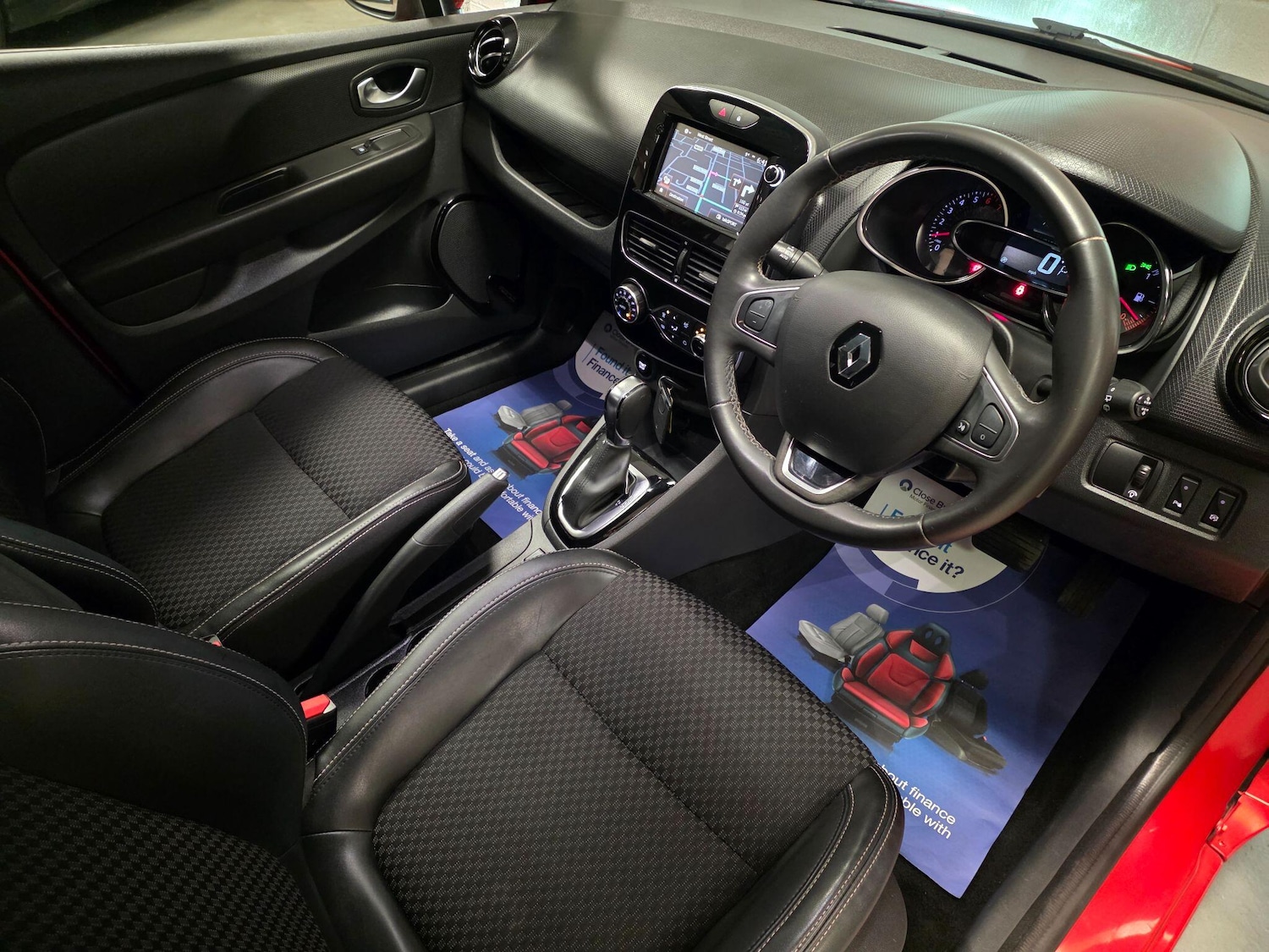 Used Renault Clio 2016 for sale - 76976846: Photo 31