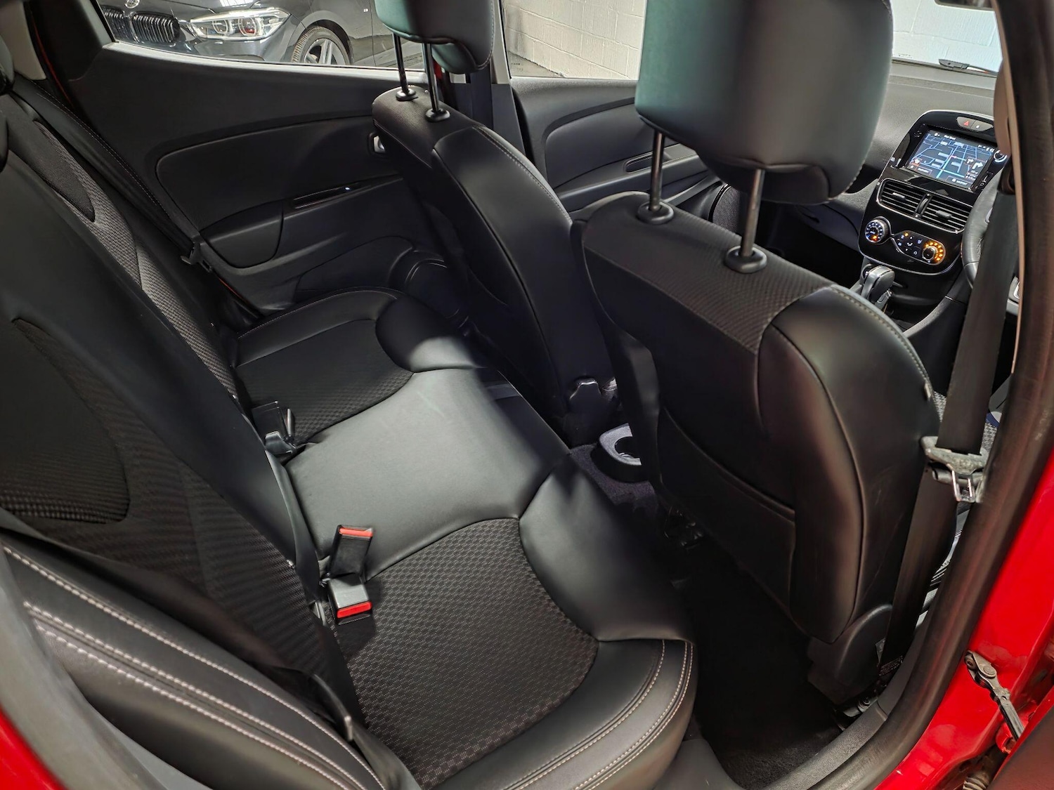 Used Renault Clio 2016 for sale - 76976846: Photo 37