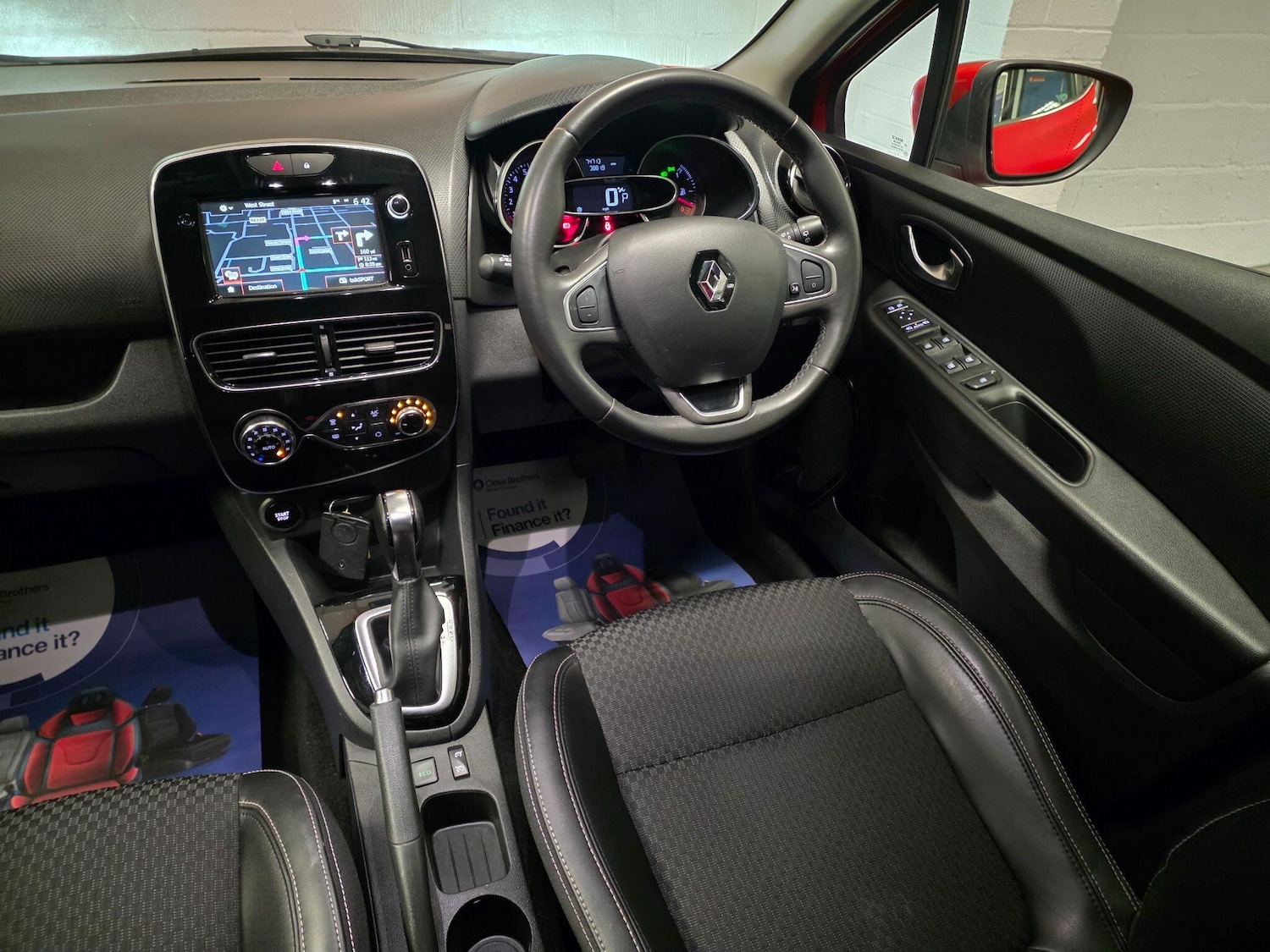 Used Renault Clio 2016 for sale - 76976846: Photo 40