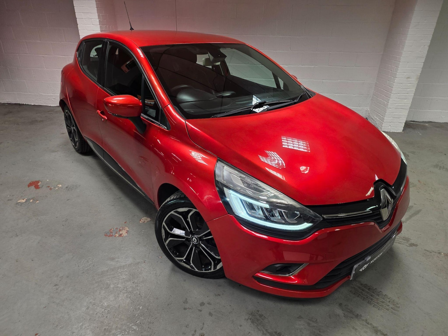 Used Renault Clio 2016 for sale - 76976846: Photo 5