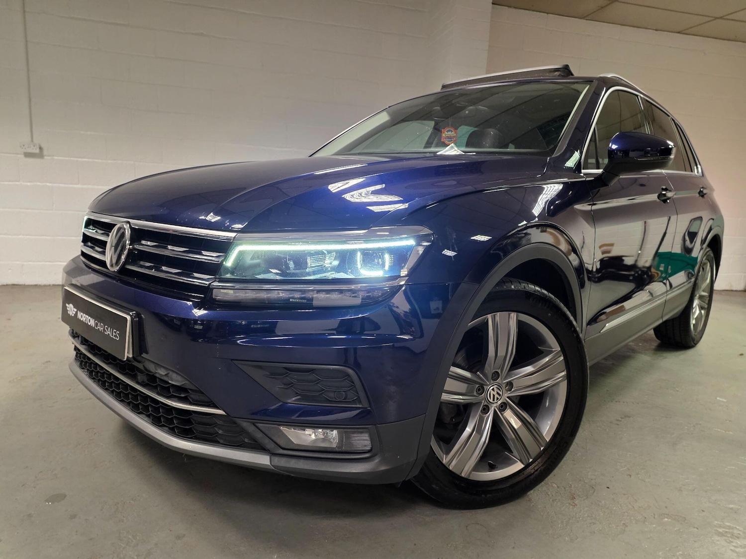 Used Volkswagen Tiguan 2018 for sale - 76512445: Photo 12