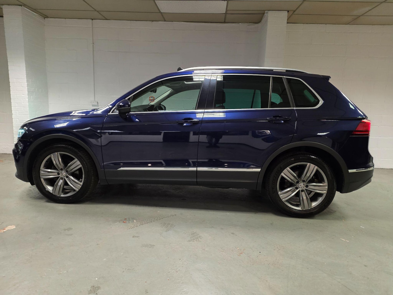 Used Volkswagen Tiguan 2018 for sale - 76512445: Photo 17