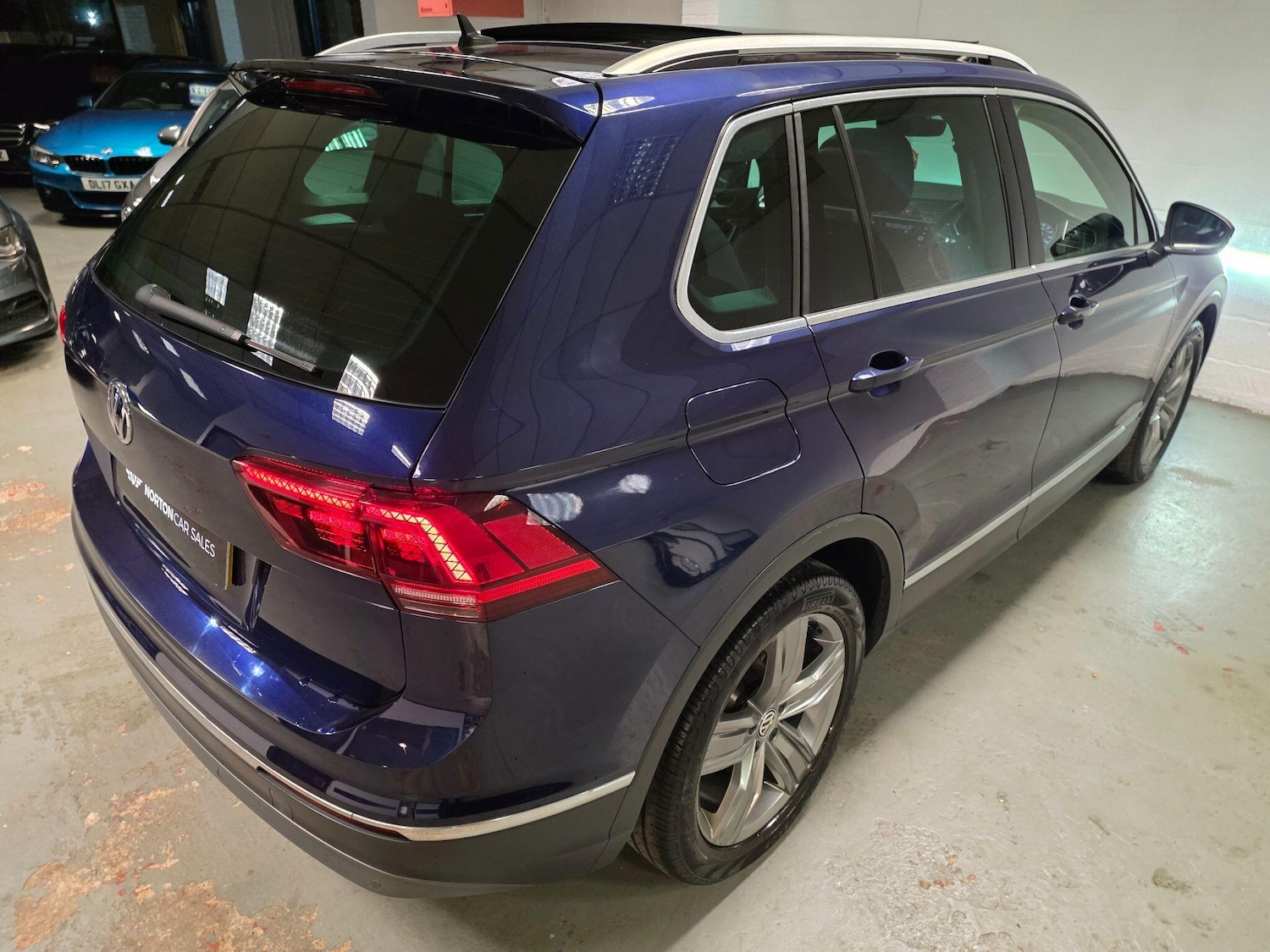 Used Volkswagen Tiguan 2018 for sale - 76512445: Photo 24