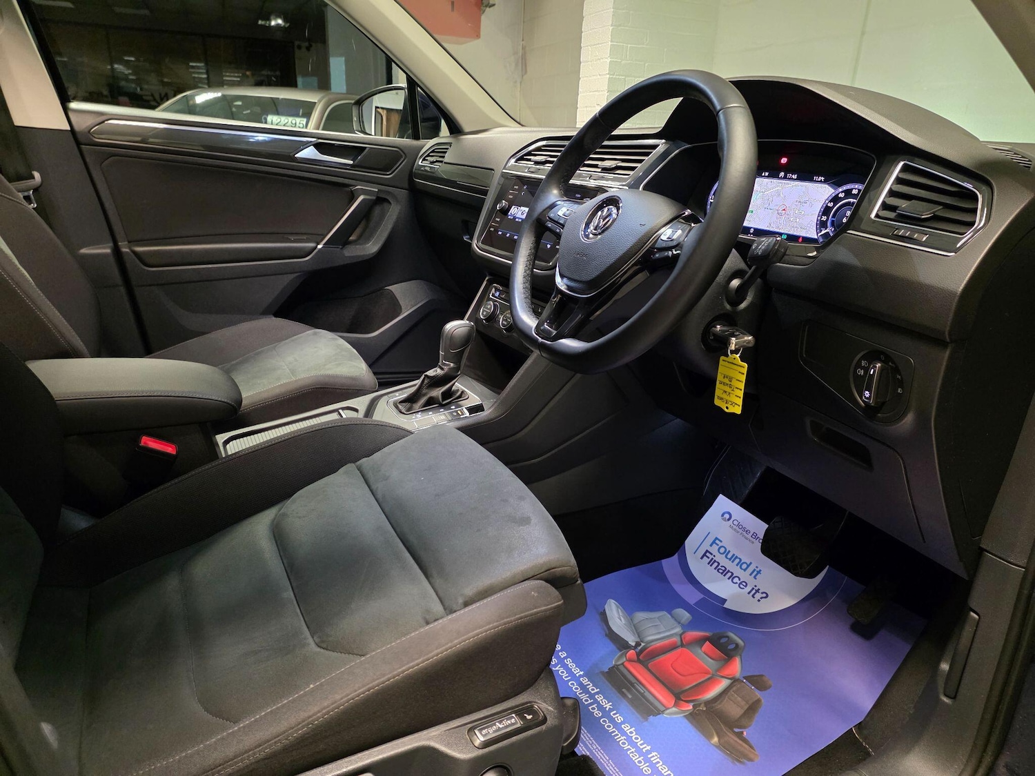 Used Volkswagen Tiguan 2018 for sale - 76512445: Photo 32